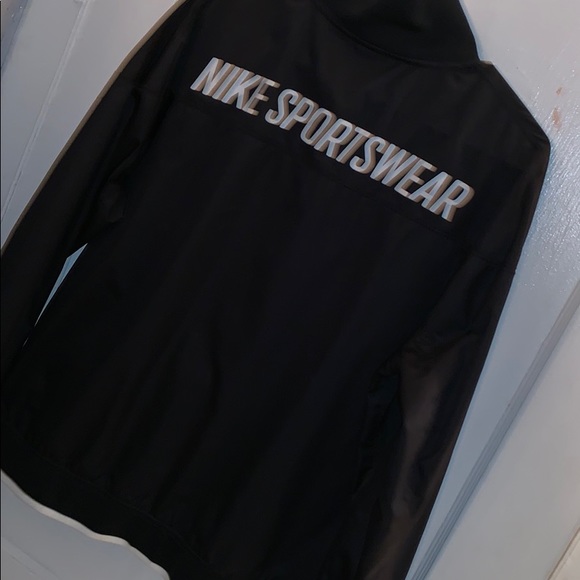 jacket - Picture 2 of 2